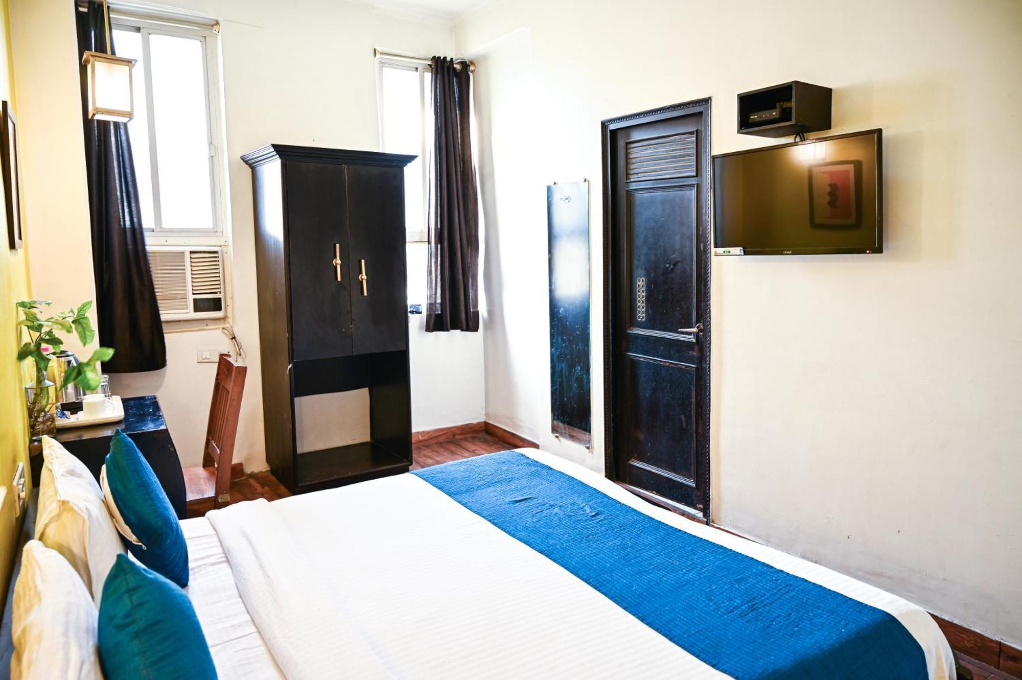 Hotel Dodas Palace Jaipur Bagian luar foto