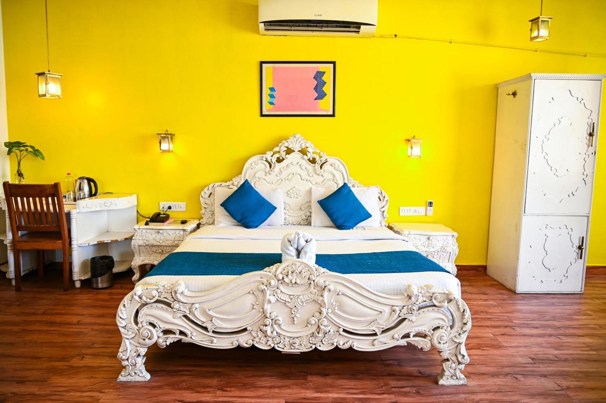 Hotel Dodas Palace Jaipur Bagian luar foto